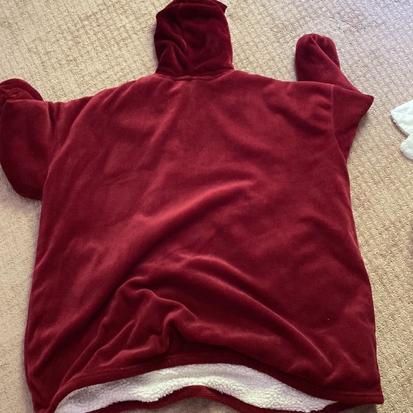 Comfy Blanket Sweatshirt - Picture 2 of 2